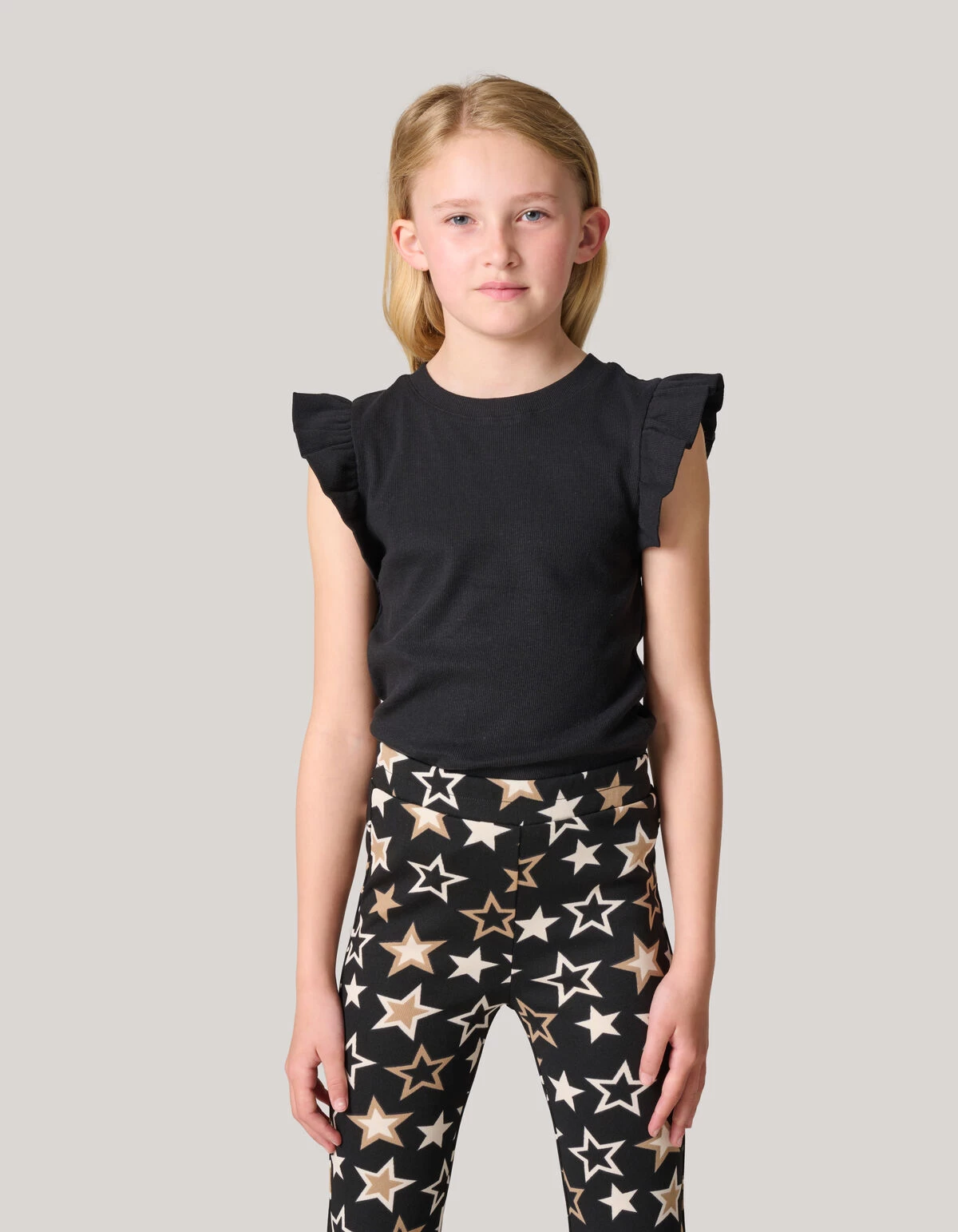 Ruffle Rib Top Zwart 2 Ruffle Rib Top Zwart - Afbeelding 2
