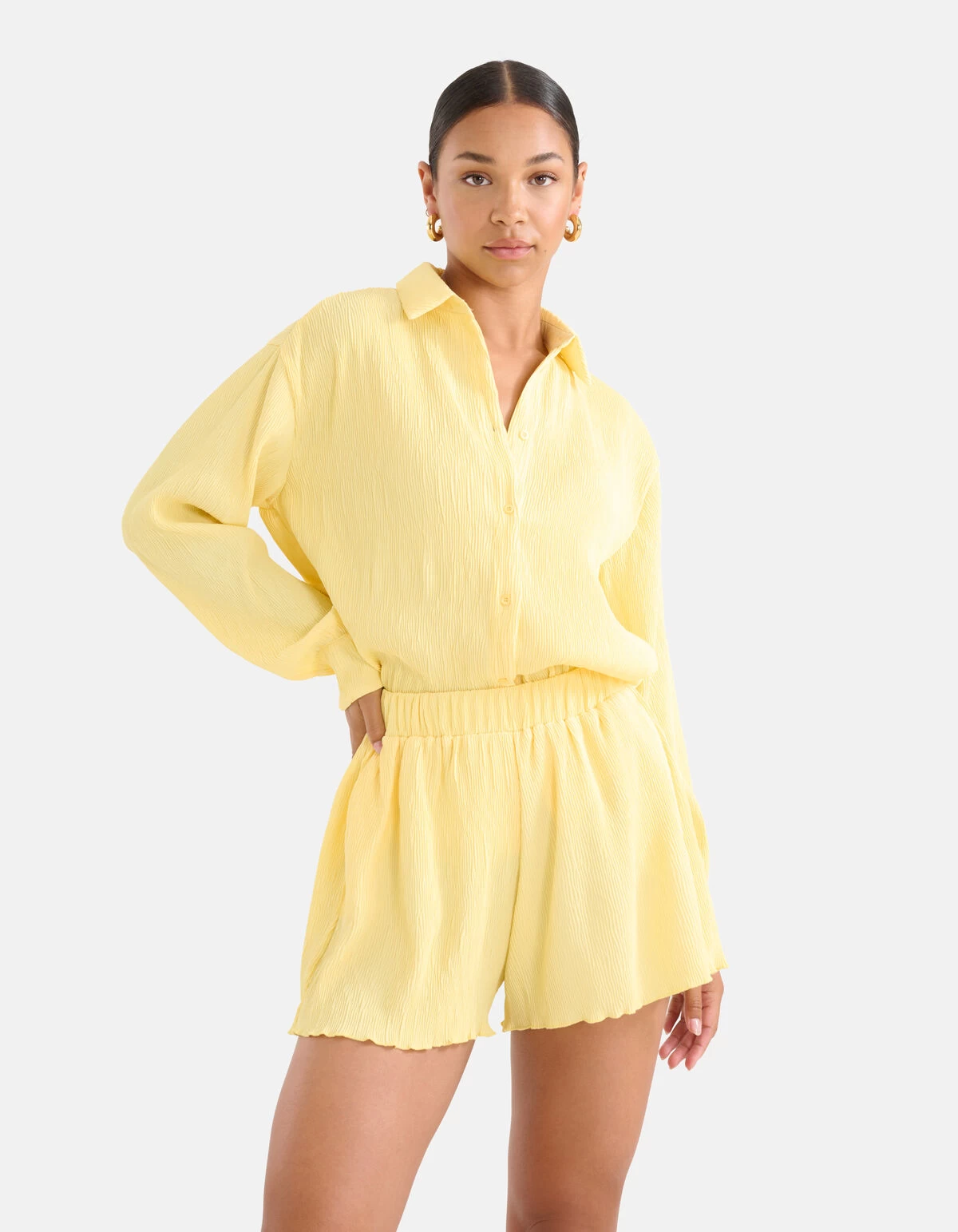 Crinkle Short Geel 1 Crinkle Short Geel