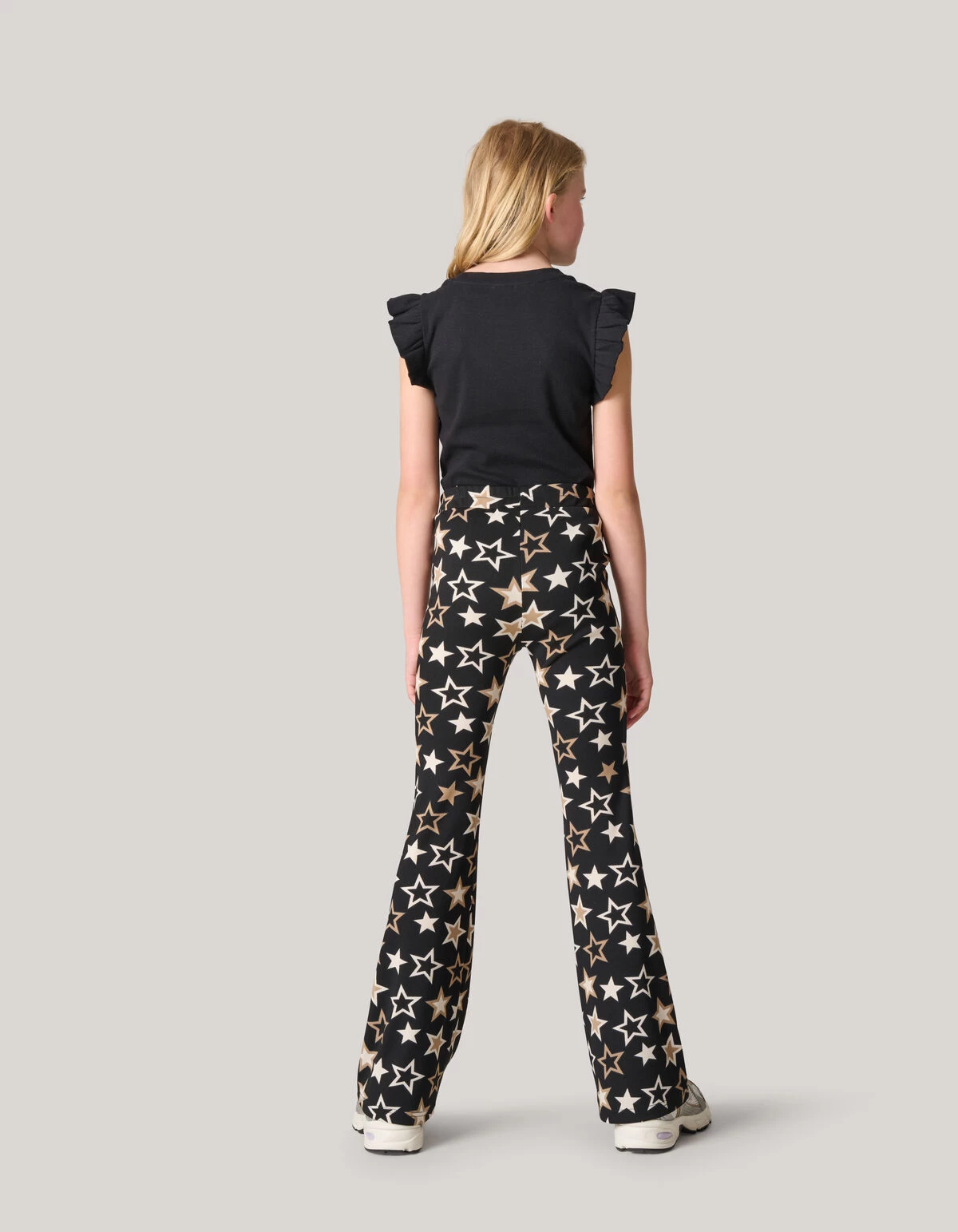 Ruffle Rib Top Zwart 3 Ruffle Rib Top Zwart - Afbeelding 3