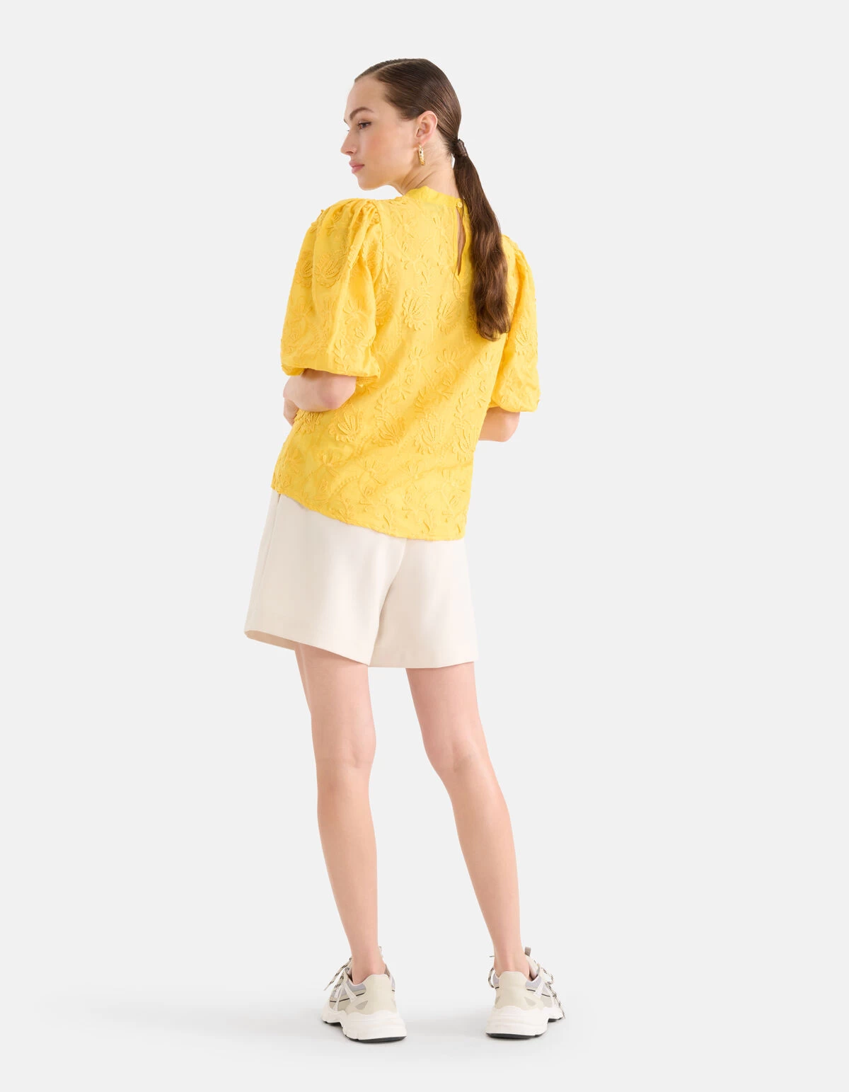 Embroidery Top Geel 3 Embroidery Top Geel - Afbeelding 3