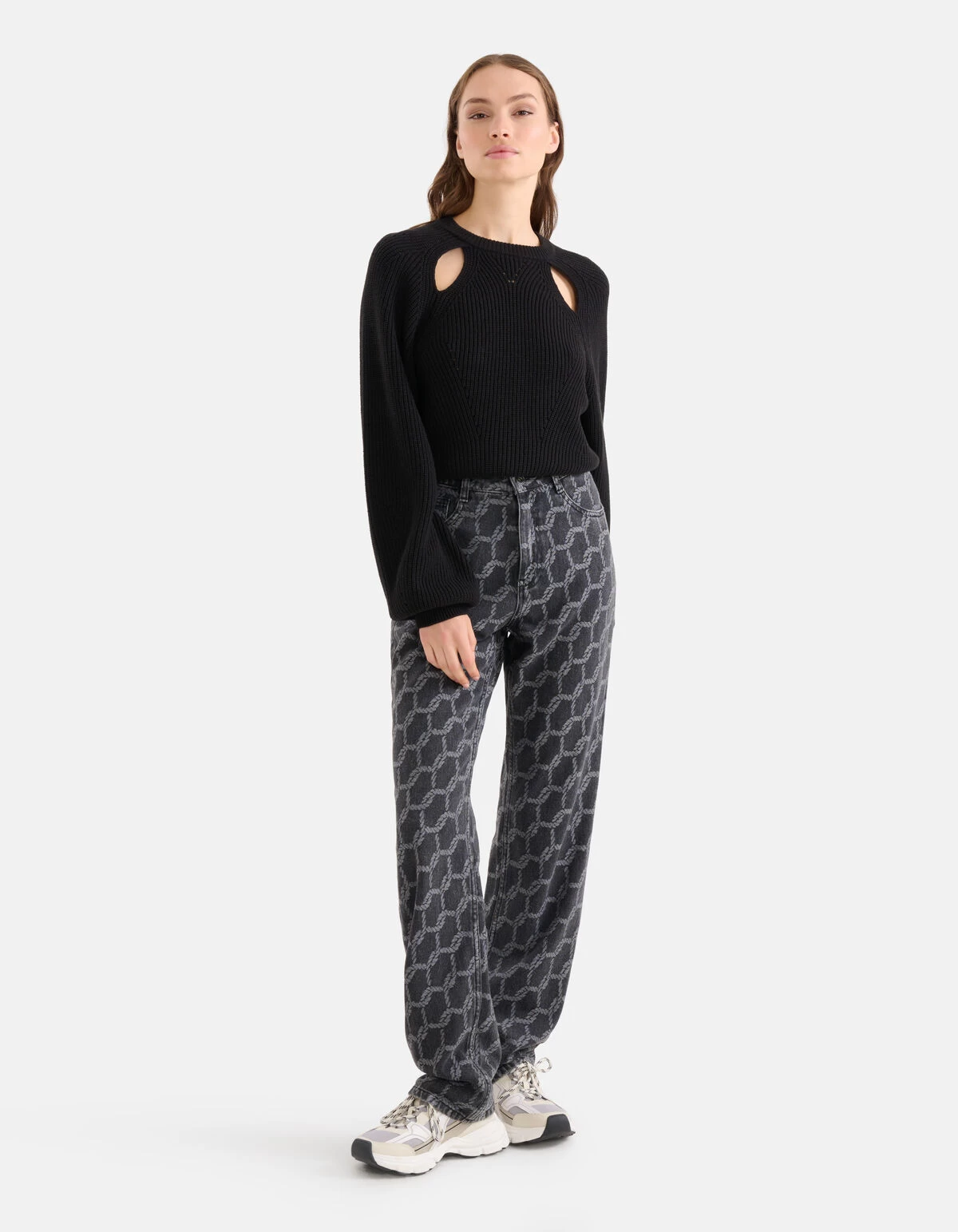 Cut Out Trui Zwart 1 Cut Out Trui Zwart