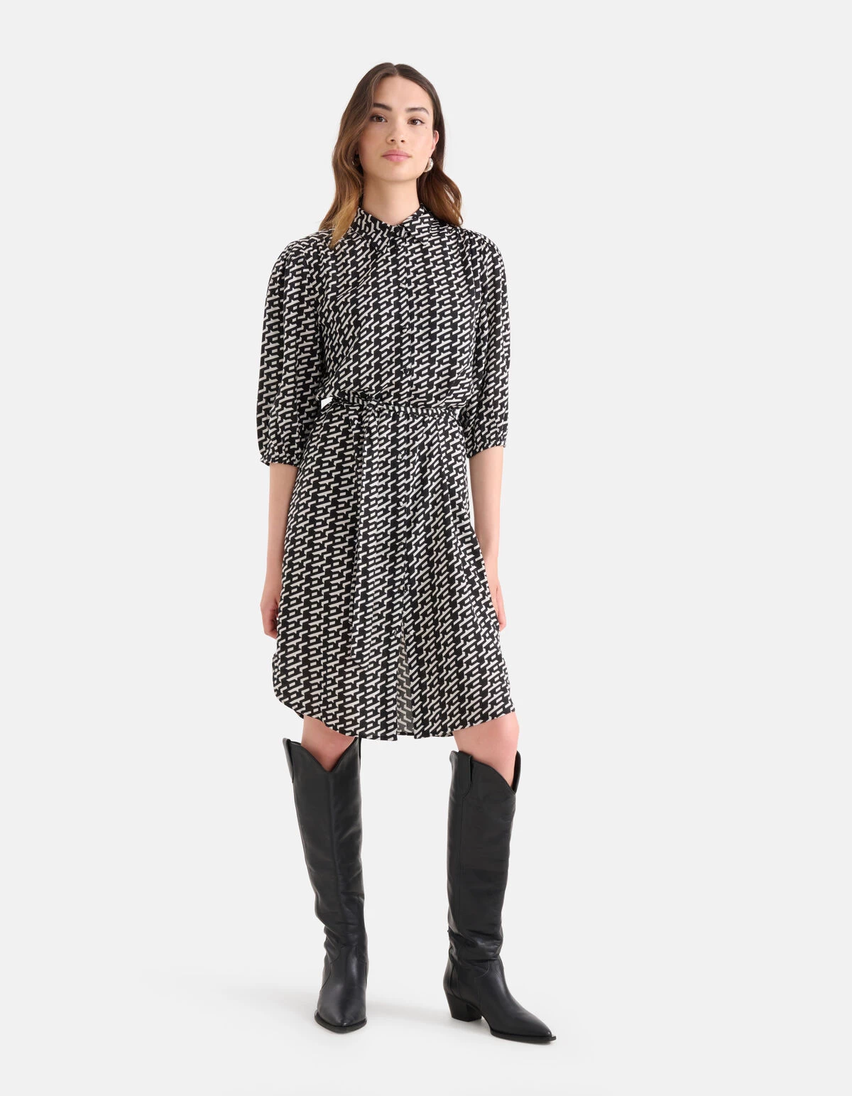 Grafische Midi Jurk Zwart 2 Grafische Midi Jurk Zwart - Afbeelding 2