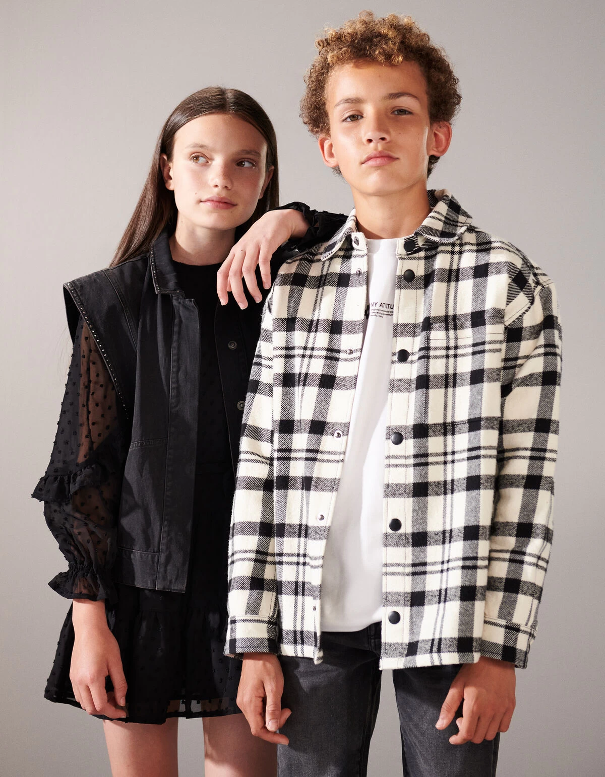 Studs Embroidery Gilet Donkergrijs 8 Studs Embroidery Gilet Donkergrijs - Afbeelding 8